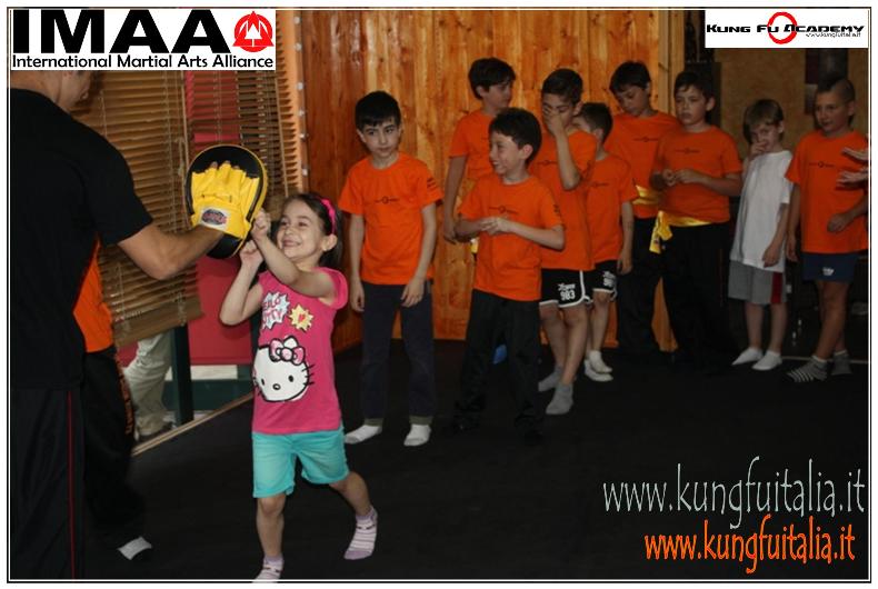 www.kungfuitalia.it accademia di kung fu academy caserta di Sifu Salvatore Mezzone scuola IMAA wing tjun chun tsun difesa personale festa bambini chi (39)